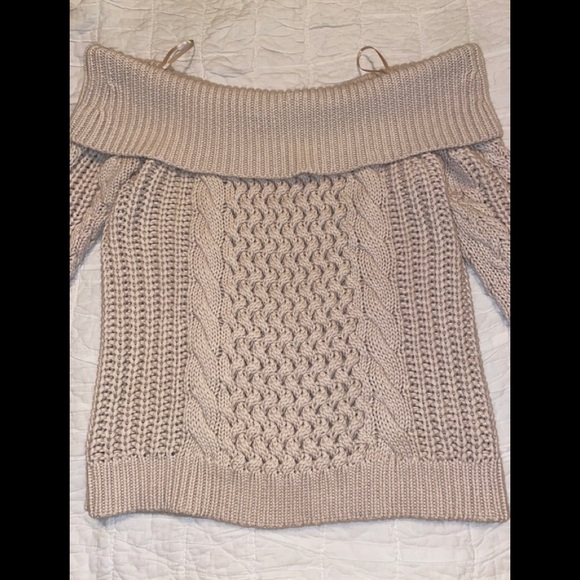 INTERMIX Sweater - Picture 2 of 6